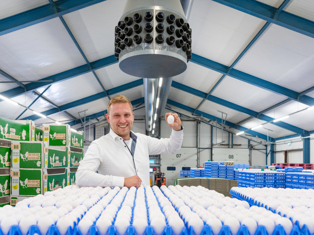 Binnenkijken bij familiebedrijf Eierhandel Van Zetten: 'Ons werk is niet alleen werk.'